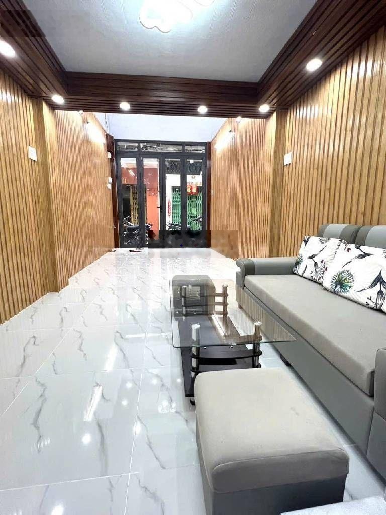 Nhà mới ở ngay 32m2 4 Tầng Trệt, Lửng, 2 Lầu, 4PN. Ngay Dương Đình Nghệ, 3/2 Q11. 5,68 tỷ