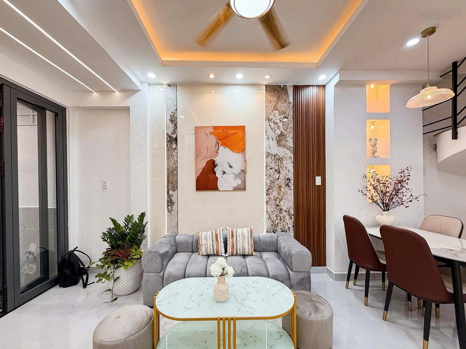 Nhà đẹp giá cực tốt lê quang định p5 bình thạnh 39m2 2 tầng 2pn full nội thất