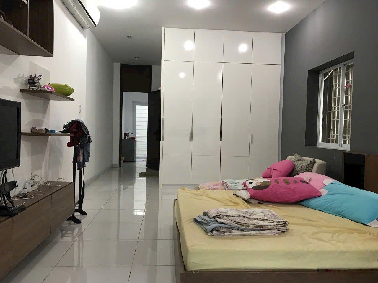 Bán Nhà Nguyễn Văn Thủ, ĐaKao, Q1 Diện tích: 4x14m. CN 52,5m2 Kết cấu: 4 tầng ST- hướng Đông Nam