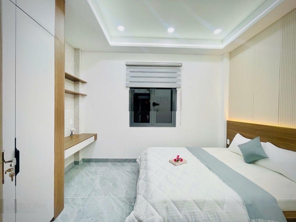 Bán nhà 3 tầng Mới Ở NGAY FULL NỘI THẤT đường T 24 phường THẠNH XUÂN Q12,53m(4X14).Hẻm 7m