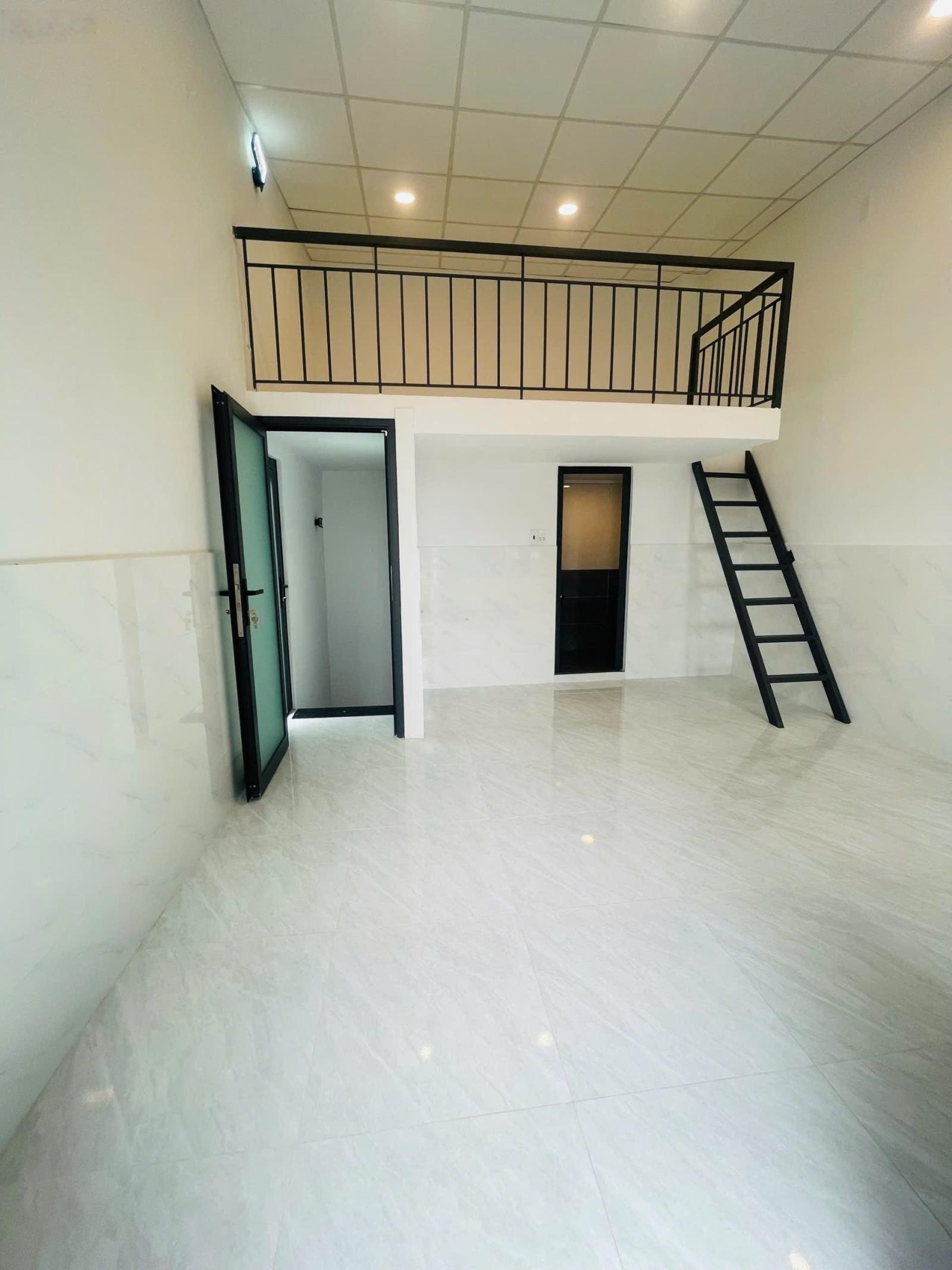 Hàng hiếm sát chợ gò xoài - căn góc 2 mặt tiền hxh 6m đậu thoải mái - 2 tâng - giá chỉ 2t850