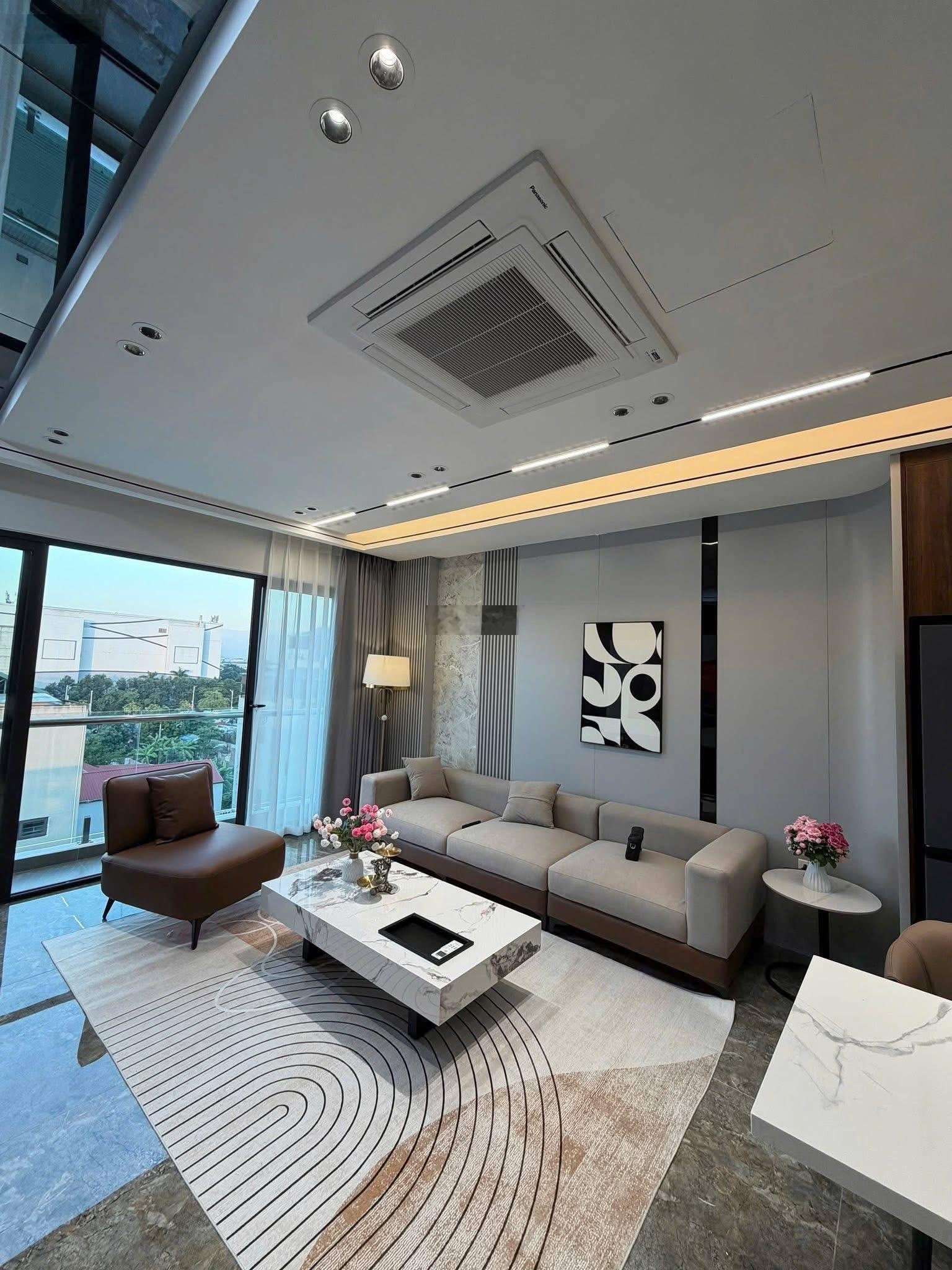 Ô tô đỗ cổng phố Võ Thị Sáu thang máy kinh doanh mới coong 46m2 x6T giá nhỉnh 9 tỷ có TL