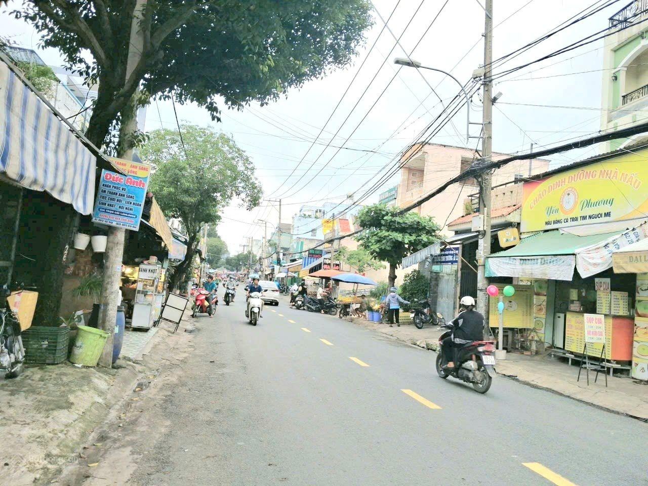 + dãy trọ dòng tiền sẵn ngay trung tâm tân phú q9, ngang 5m, hẻm xe tải quay đầu, giá chỉ 6.5 tỷ