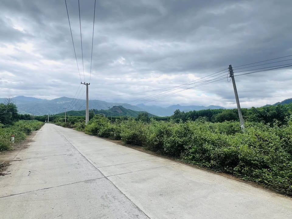 Bán đất Khánh Hiệp, mặt tiền đường Liên Thông, giá 550 triệu