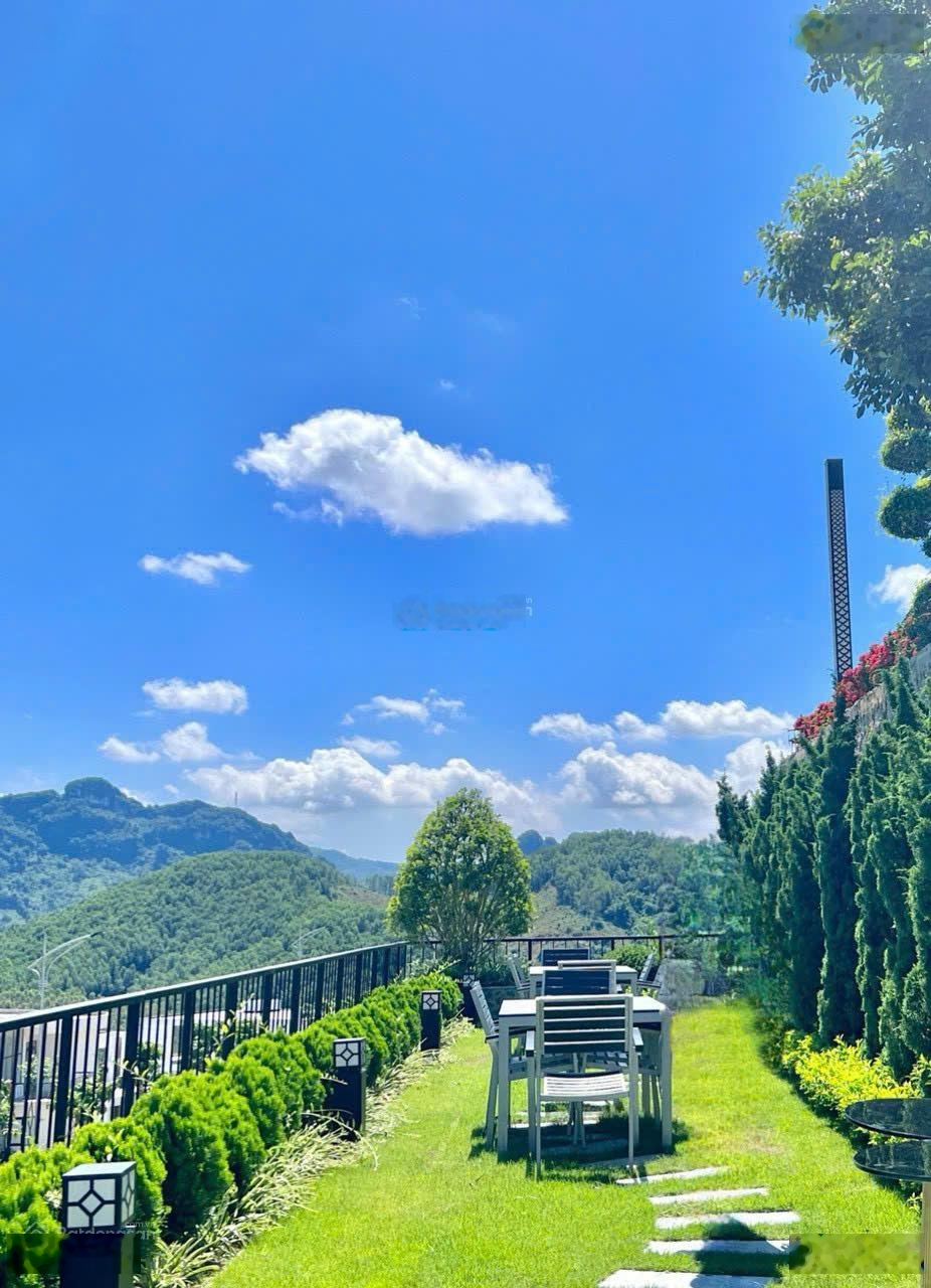 Biệt thự 9 tỷ đã bao gồm xây thô hoàn thiện sân vườn 310 m2 3 mặt thoáng tại Lương Sơn - Hòa Bình