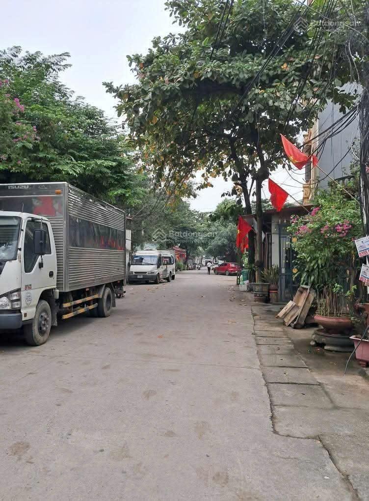 Bán đất đấu giá Biên Giang 52 M2, 3.25 Tỷ, MT5M, ô tô đỗ.