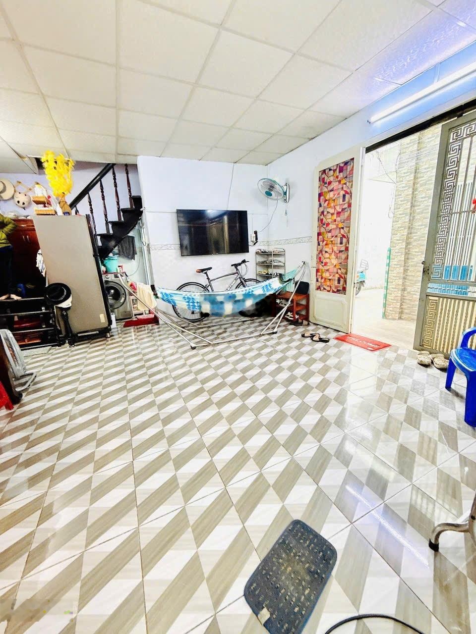 Nhà Hẻm Thông xe máy Hưng Phú P9 Q8