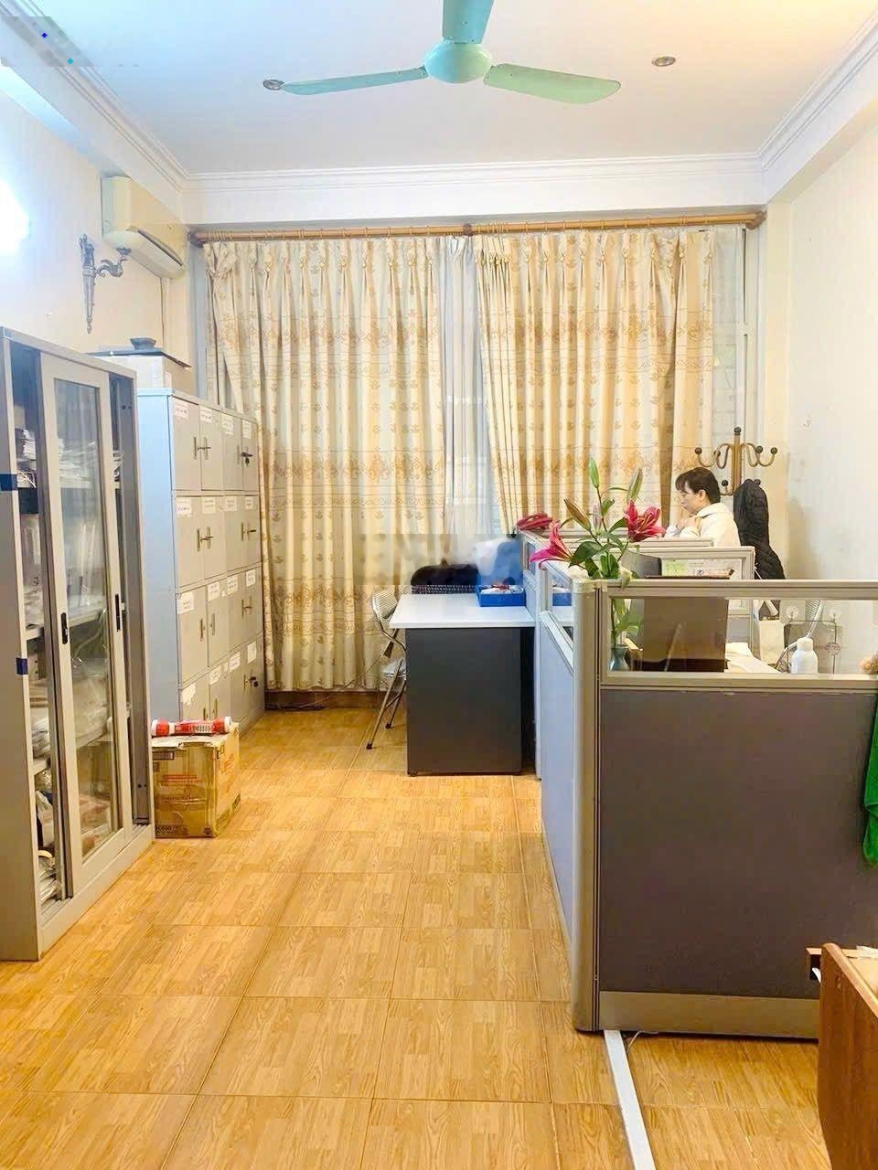 Bán Nhà riêng 4PN, 4T tại Tương Mai, 17 tỷ, 56m2 view đẹp uy tín