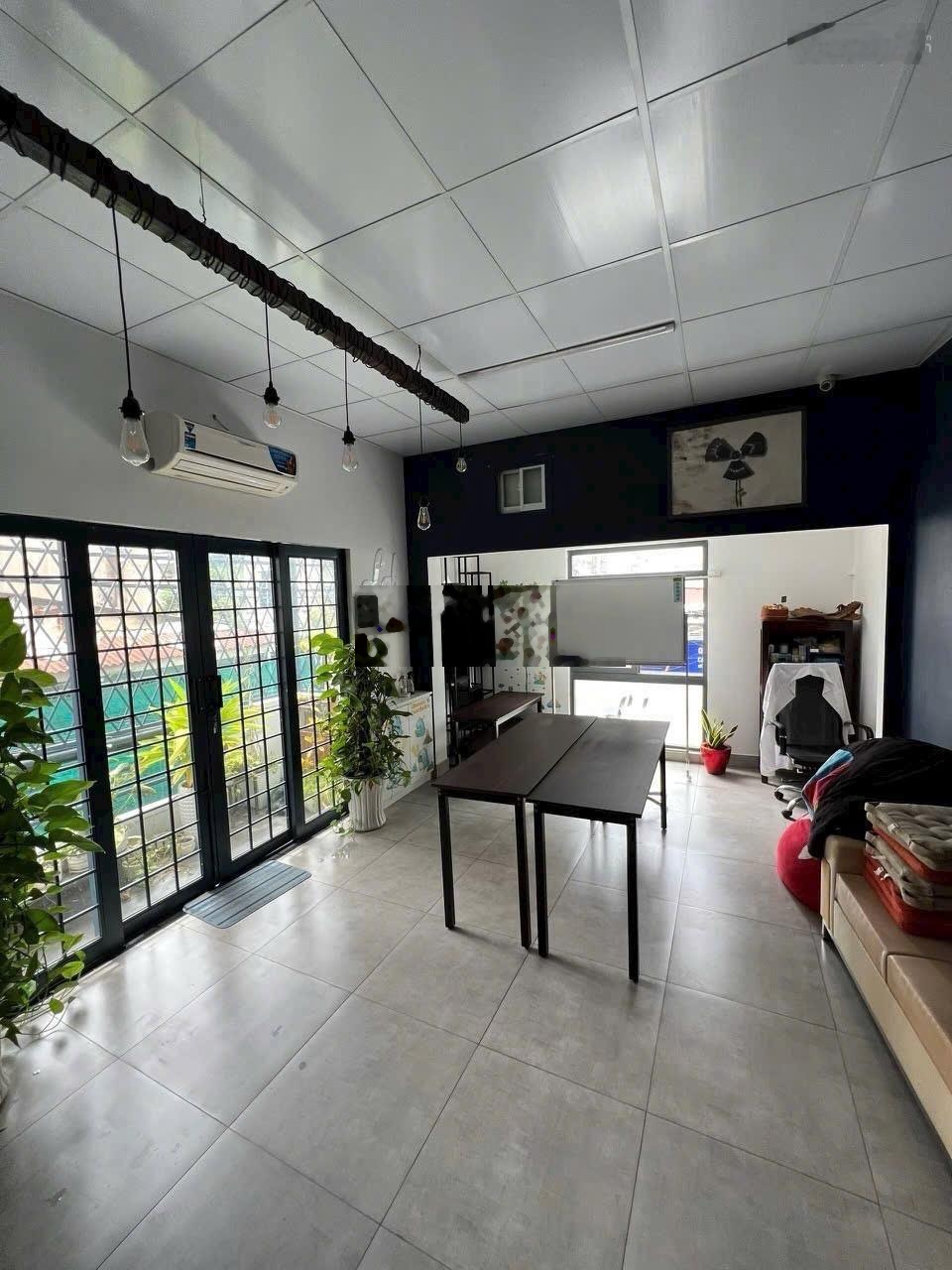 Hẻm 8M - Thiên Phước , Tân Bình - DT 5.4m x 10m - Chỉ 7.8 Tỷ