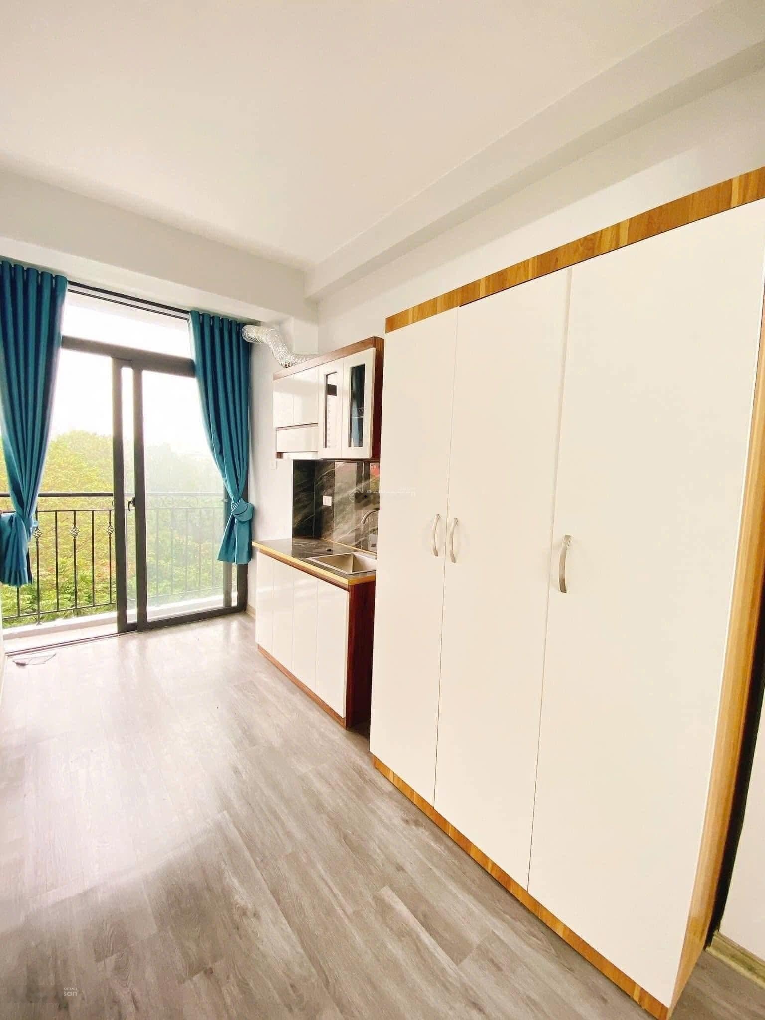 Bán toà CCMN Phùng Khoang. Nam Từ Liêm DT 105m x 8T. Mặt tiền 5.5m. Giá 32.8 tỷ