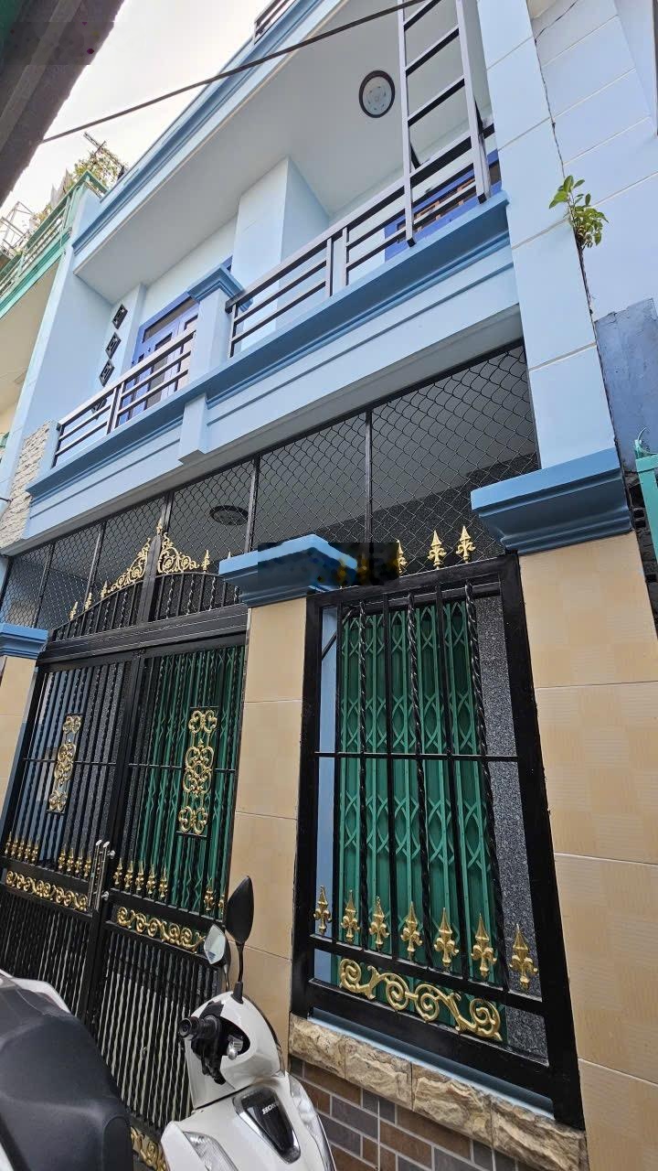 Bán nhà 2 tầng btct. hoài thanh, p14, quận 8. cách mt 4 căn. view bờ sông. 5,2m x 9m. chỉ 4,48 tỷ