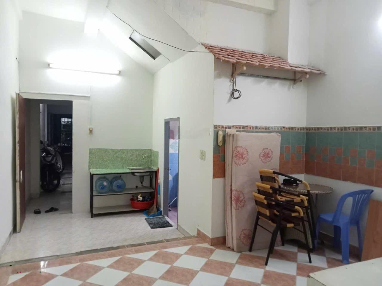 Cho thuê Nhà trọ tại Sư Vạn Hạnh, Quận 5, TP.HCM, 4 triệu, 40m2