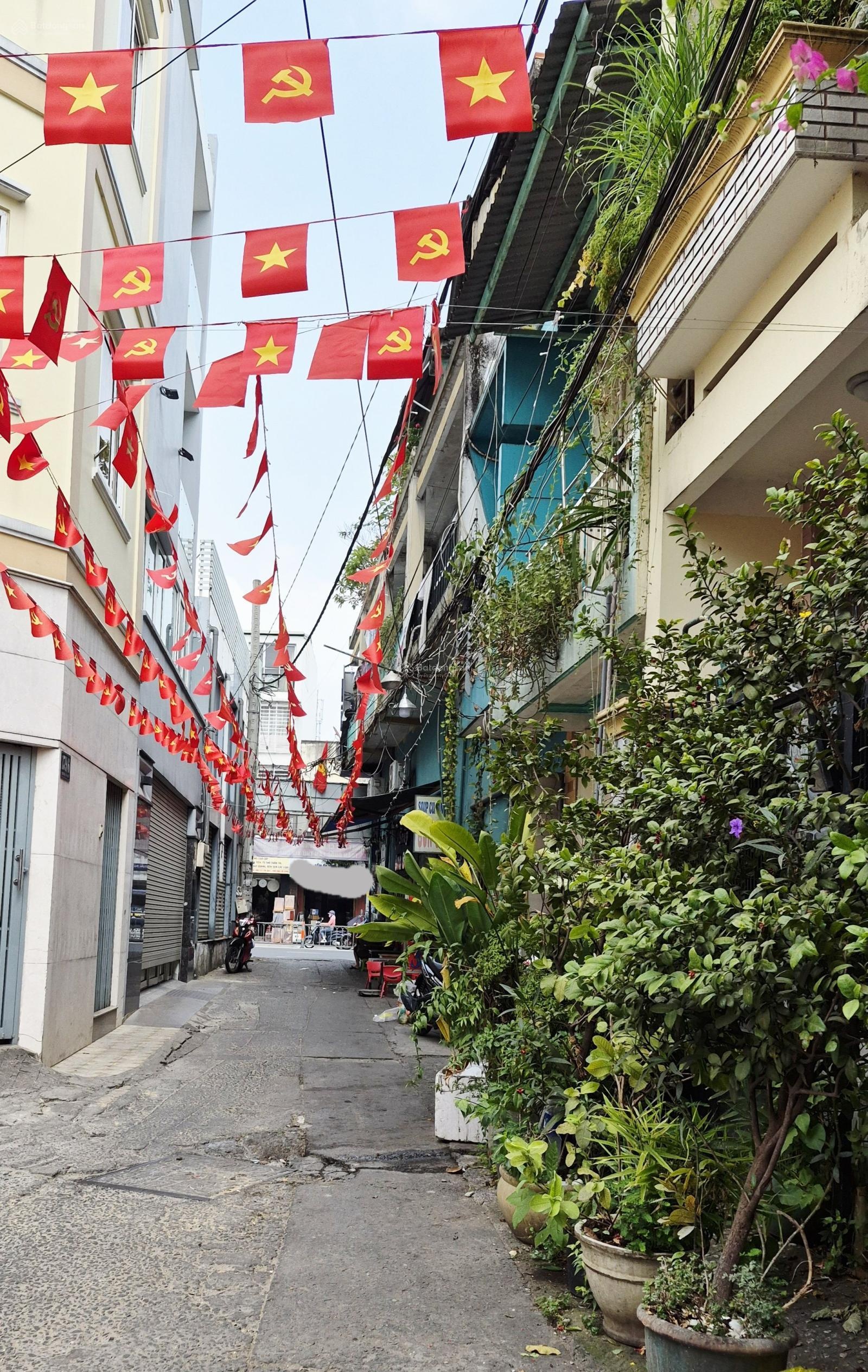 Chủ bán gấp nhà hẻm xe hơi gần chợ Bà Chiểu, chỉ nhỉnh 5t, Phường 15 Bình Thạnh