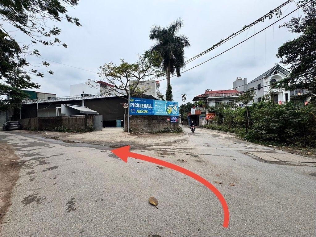 Đất Tân Phong- 10m ra ô tô tránh- toàn nhà đẹp xung quanh-vuông đẹp- 6,95 tỷ