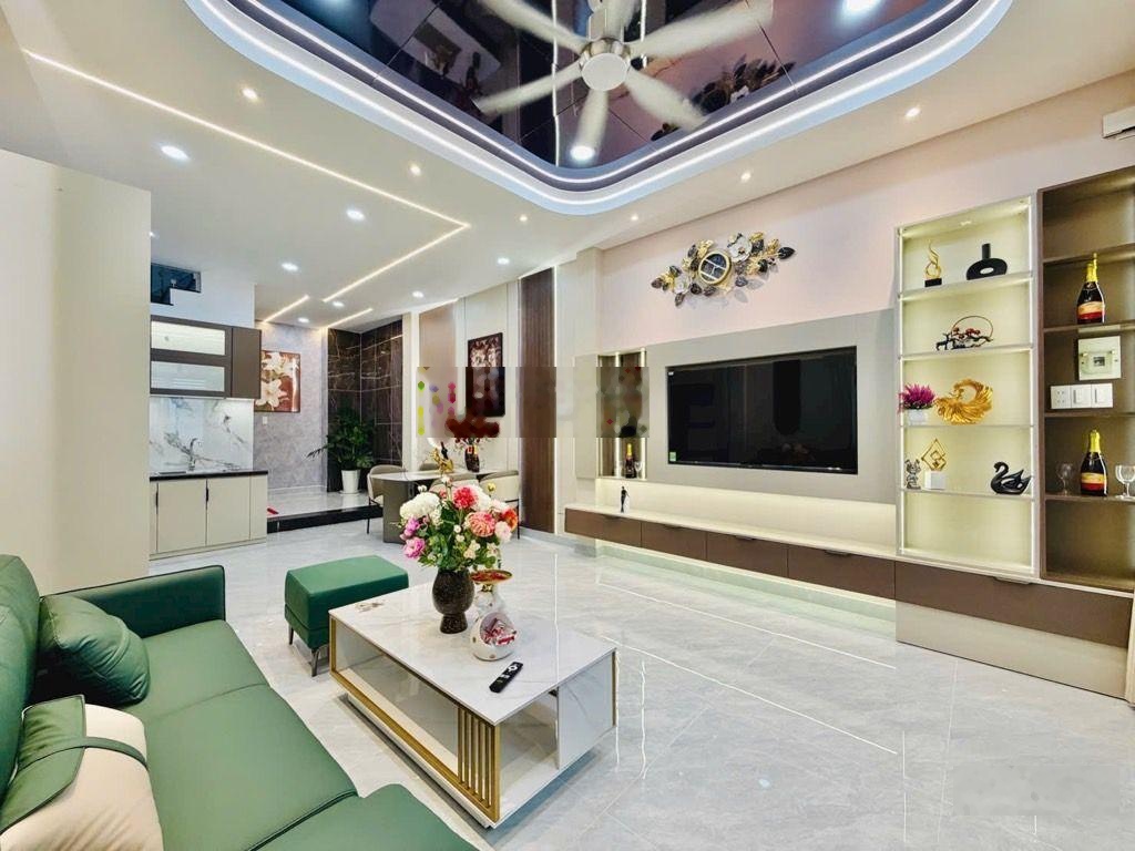 4x12m. NH 4,2m. 4 tầng. FULL nội thất. Chỉ 6,x tỷ. Đường Nguyễn Văn Khối, P11, Gò Vấp.