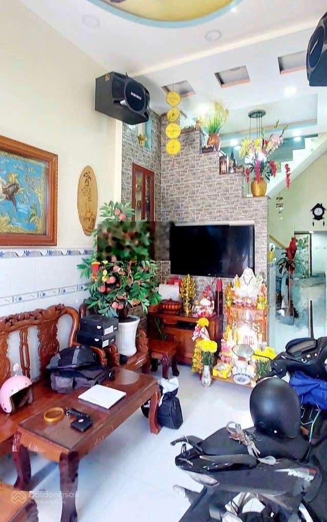 Ngộp Bank cần bán gấp nhà 4 tầng hẻm 6m 704 Hương Lộ 2 Bình Tân 6.3 tỷ