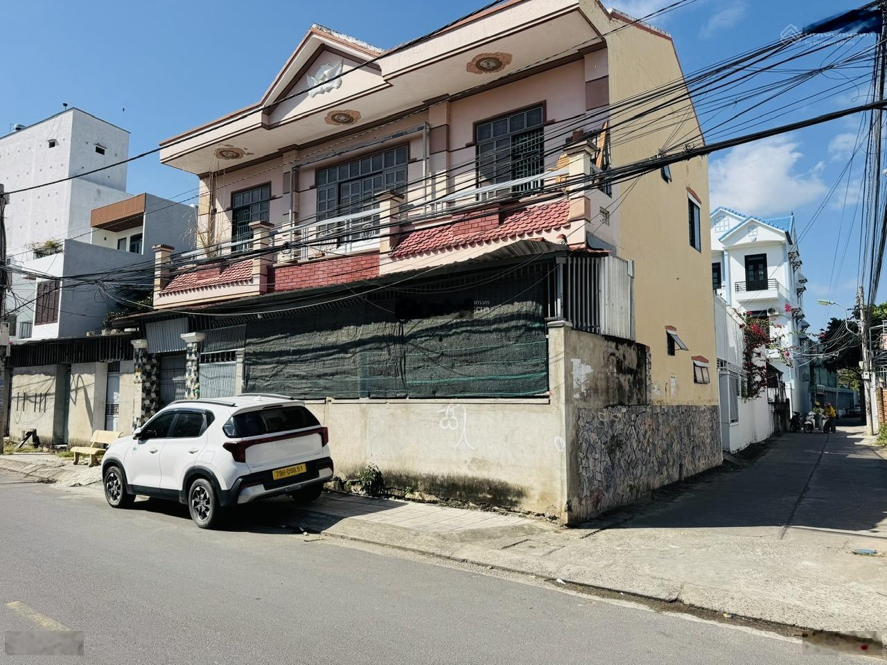 Bán căn nhà 2 mặt tiền nằm gần biển chỉ 700m, mặt tiền đường Phú Đức, phường Bắc Nha Trang