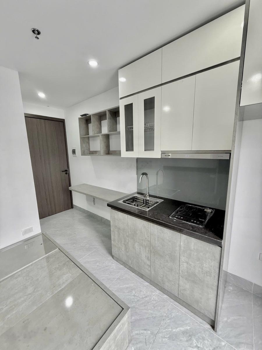 Bán nhanh toà ccmn 7 tầng thang máy đức diễn 15 phòng khép kín doanh thu 60tr/tháng giá chỉ 15 tỷ.