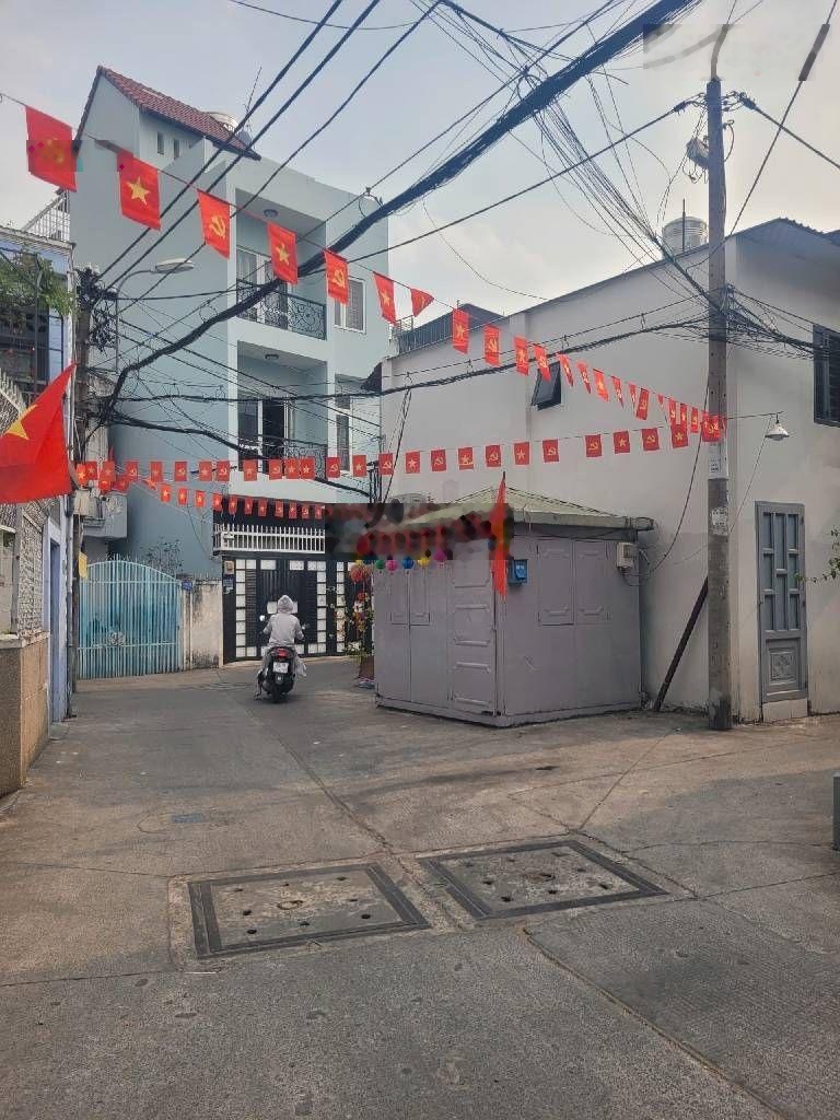 Siêu phẩm-hẻm thông lqđịnh - giáp phạm văn đồng-tdtxd 103m2