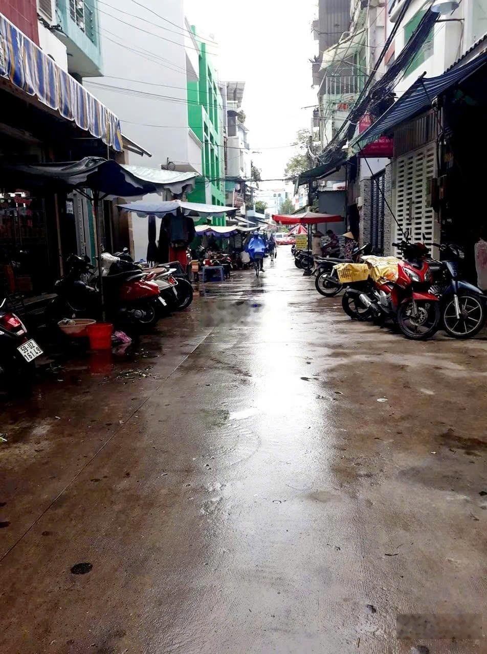 Đất Hiếm, Gần Vòng Xoay Lý Thái Tổ, 105m, Chuẩn Xây CHDV Cao Cấp