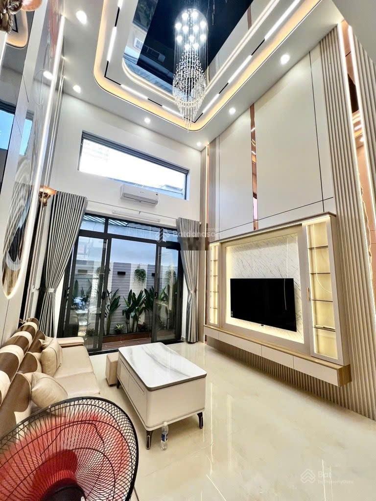 Bán nhà Đường Lê Văn Quới BHHA - 4x14 - 5 tầng - mới đẹp - 8,7 tỷ