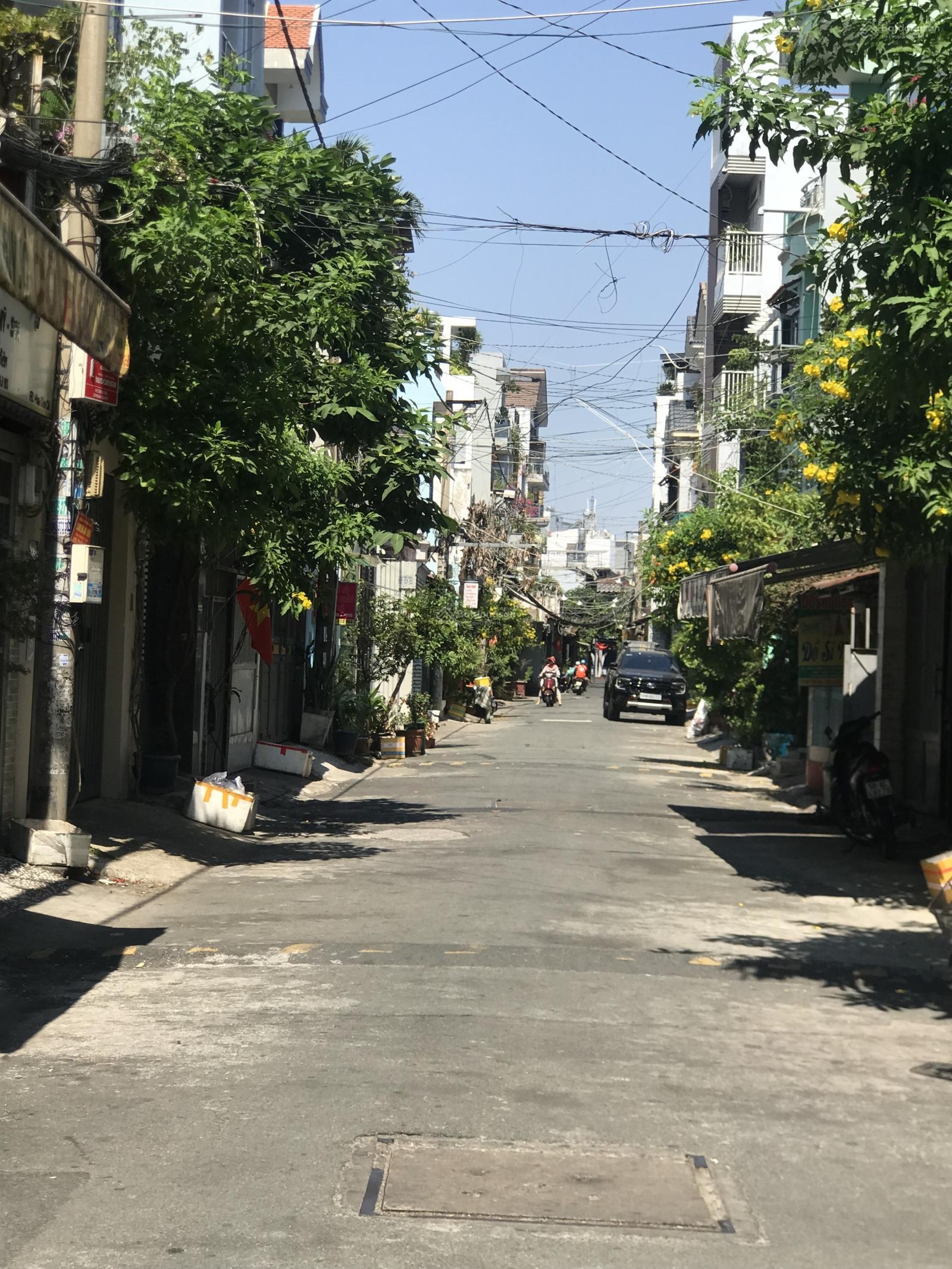 Nhà đẹp 1/ hẻm ôtô ở vườn lài - giáp chợ tân hương dt 4.1 x 12m 4 lầu btct sân trước sau