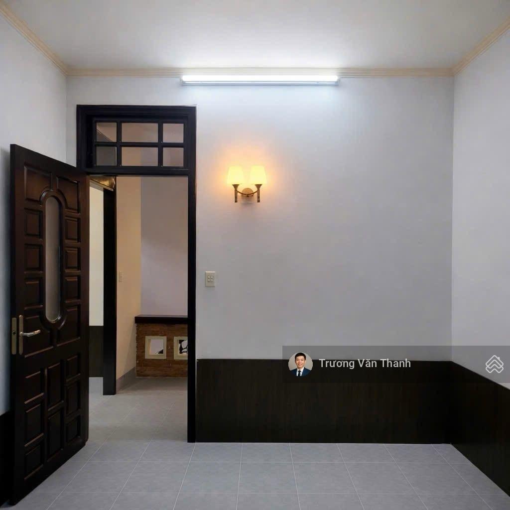 Bán nhà 3 mặt thoáng trung tâm hải châu đà nẵng có sẵn dòng tiền 16tr/tháng nhà mới xây ở đón tết