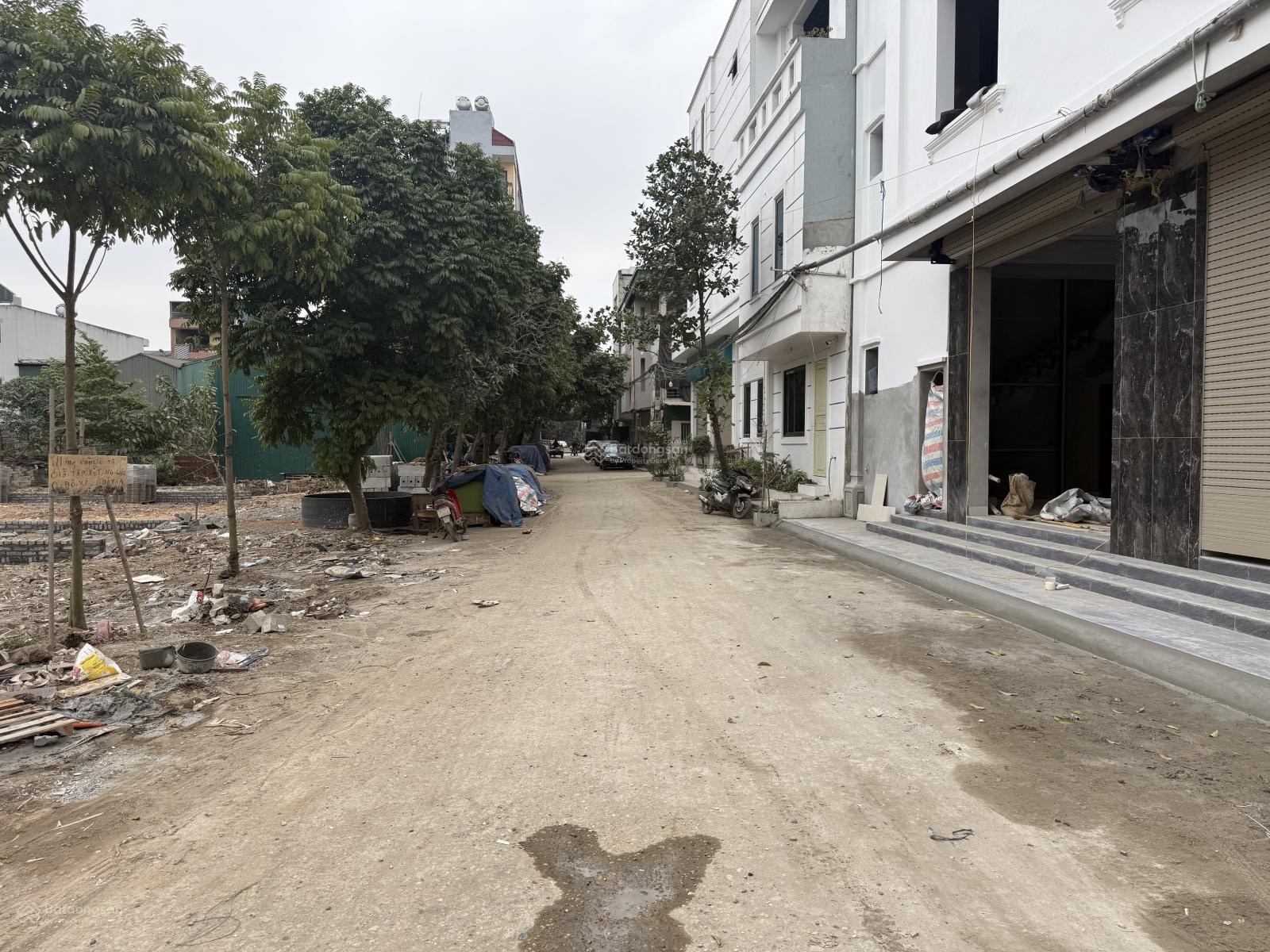 Bán đất đấu giá Thạch Xá phiên 8/2. Sát Hữu Bằng ngã 3 trung tâm 3 xã.Đất làng nghề kinh tế sầm uât