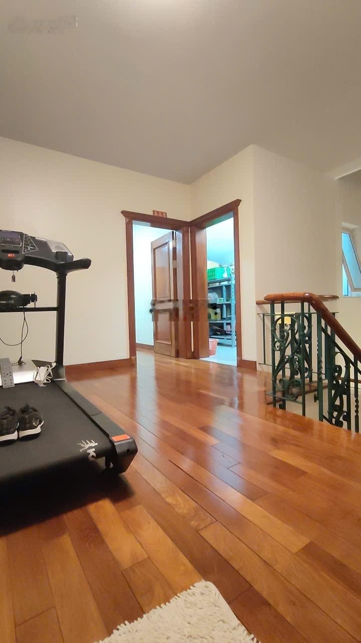 Bán nhà đẹp trước tết, 6 tầng, 5x18m, đường xe hơi tải quay đâu ngay đường 3/2, Quận 10, 29 tỷ 5 TL