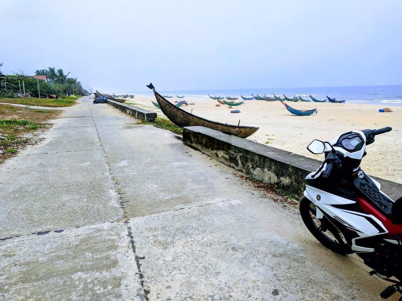 Bán đất quốc lô 14E gần Ủy Ban Xã Bình Minh, đường nhựa 7,5m phù hợp xây khách sạn