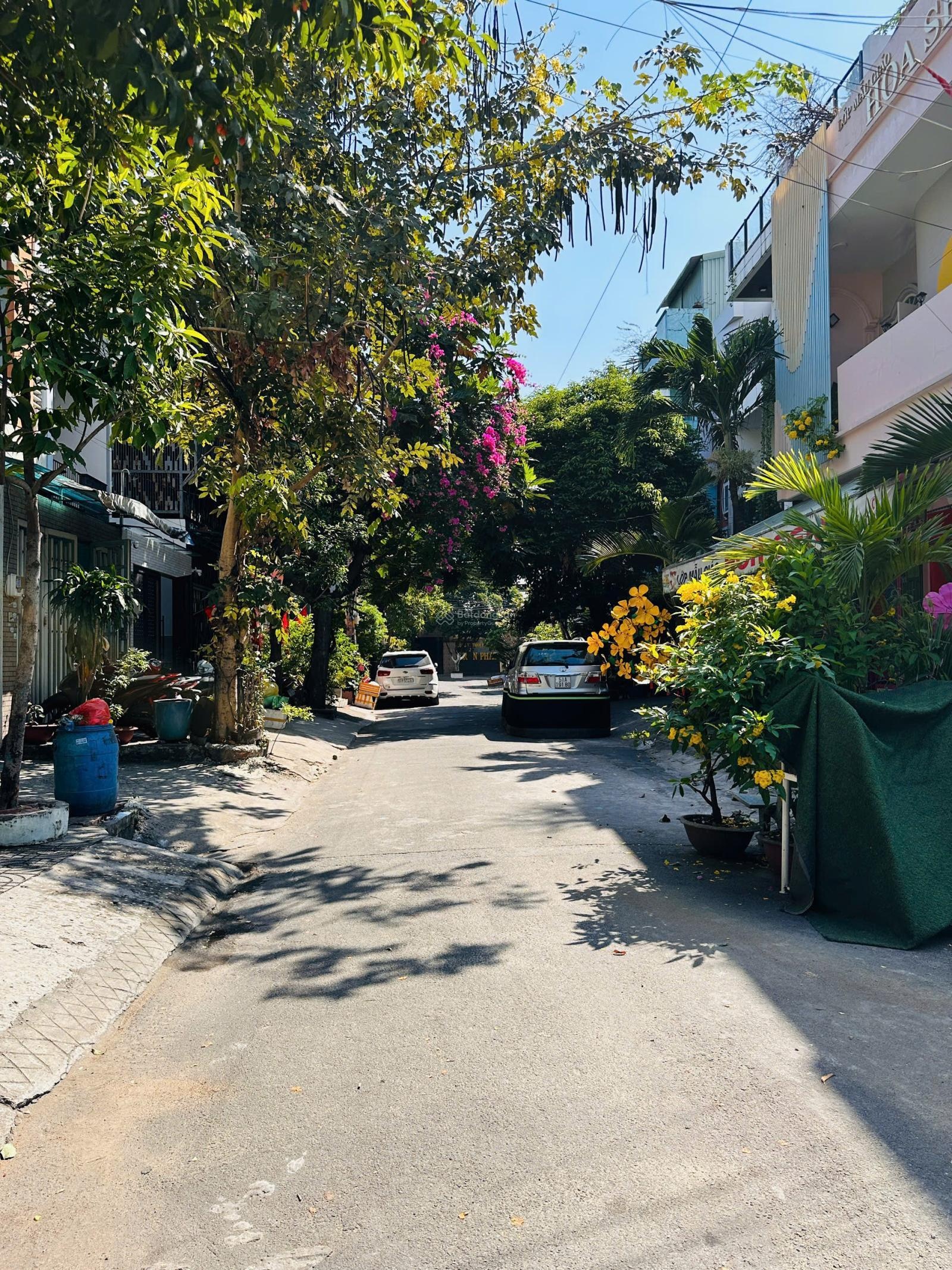 Bán nhà hẻm 12m Tô Hiệu - Lý Thánh Tông, Tân Phú, 80m², 4 tầng, khu đồng bộ, Giá 9 tỷ tl