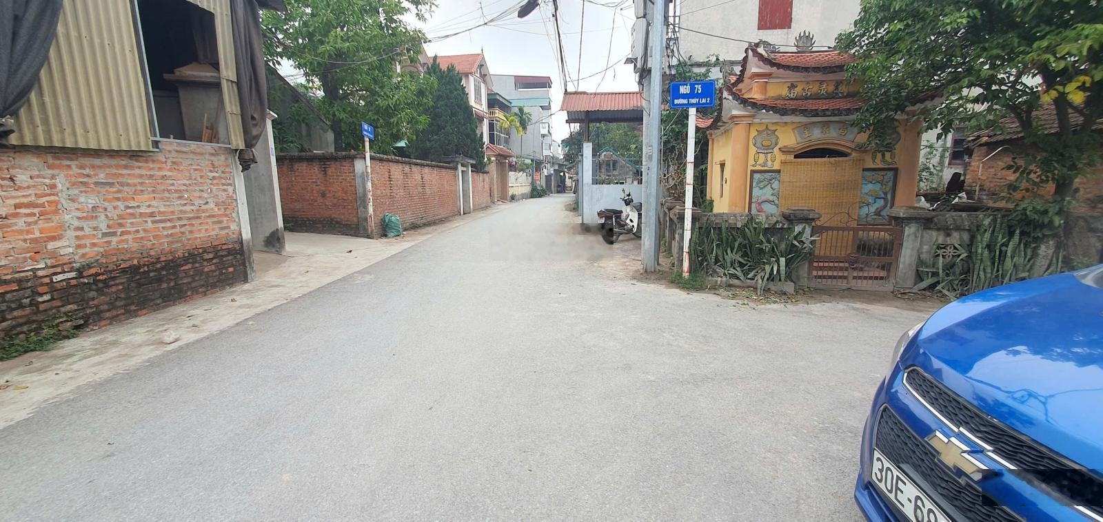 298m full thổ cư. Đơn giá chỉ 1xtr/m. Đường xe máy vào đất. Oto đỗ cách đất vài chục mét