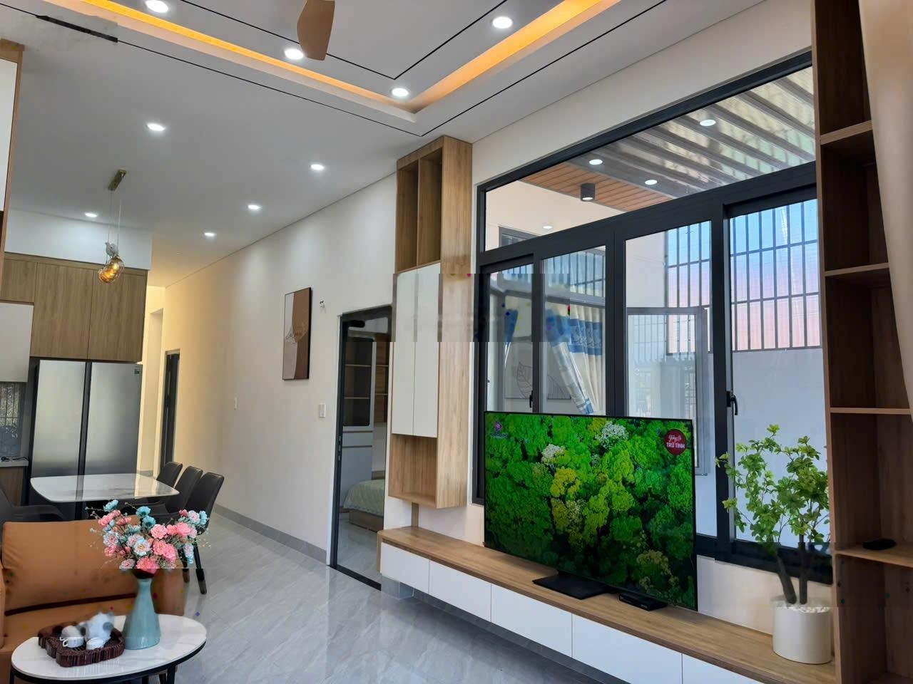 bán nhà đẹp hẻm Y Moan Buôn Ma Thuột nhà mới, hiện đại chỉ 2,85 tỷ 3PN