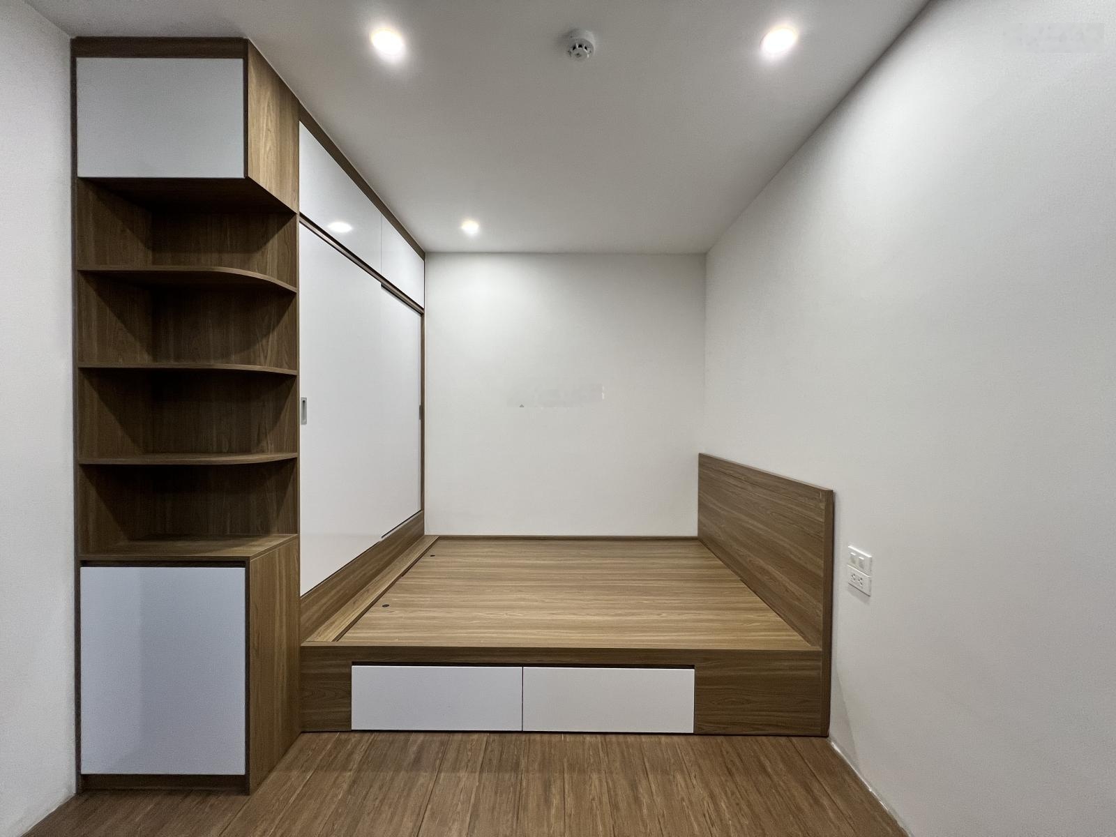 Cho Thuê Phòng Ngõ 195 Trần Cung giá 4.8tr. Thang Máy, Full Nội Thất Đầy Đủ Tiện Nghi