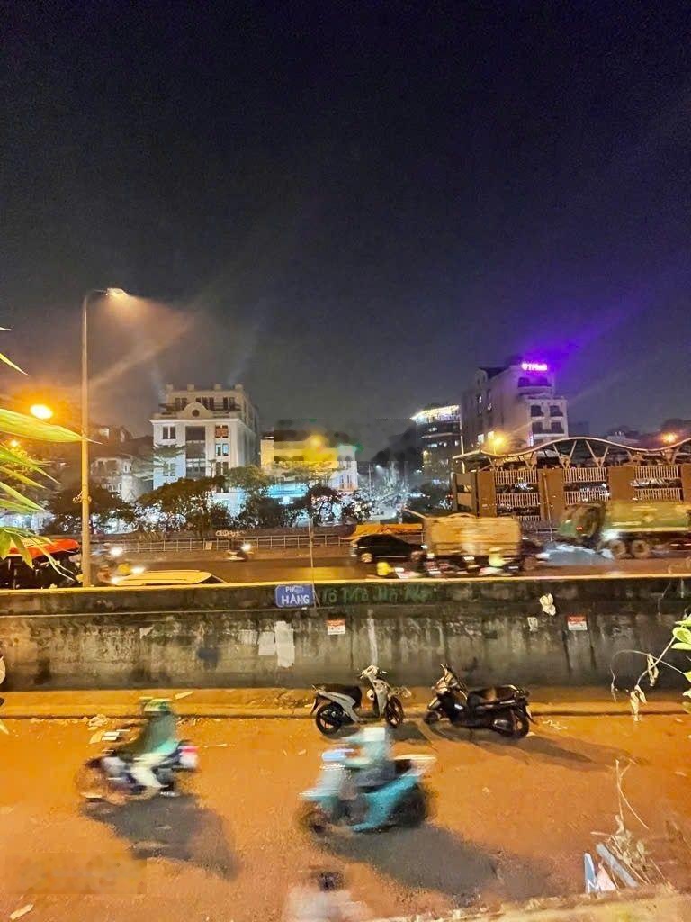 110mx5tầng nhỉnh 26 tỷ mặt phố hồng hà trung tâm quận hoàn kiếm quá chill- kinh doanh đỉnh chủ bán