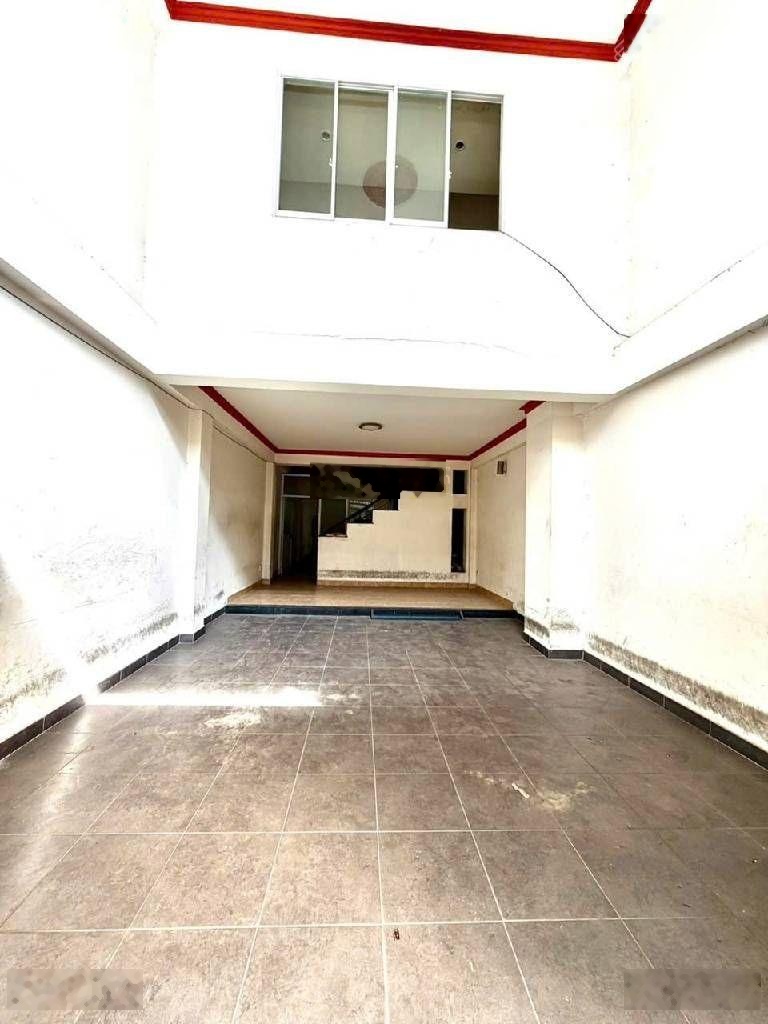 Nhà đẹp 5 tầng ngay cầu Chà Và giáp Quận 5 , 9PN (có thể cải tạo thêm 3PN lớn) 10WC , có nhà xe