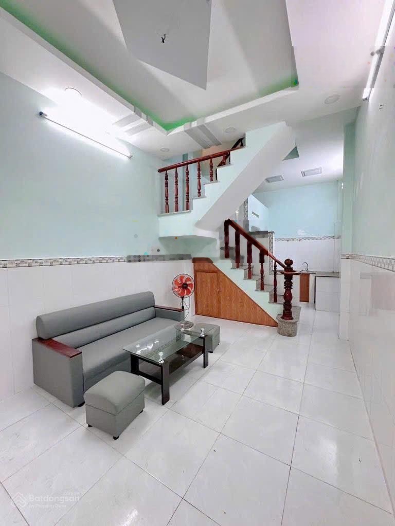 Cần bán nhà hẻm oto Lê Đình Cẩn 2 tầng BTCT. 2pn 2wc. SHR. Chỉ 3,3 tỷ TL