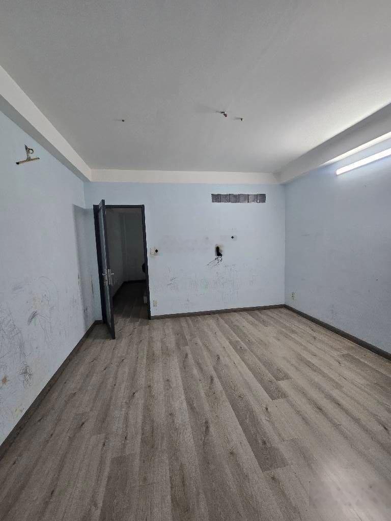 Hiếm Nhà Mặt Phố kinh Doanh Đa Nghành Nghề-10.xTỷ- 4 Tầng-Khu Hệ Lê-Trung Tâm Tân Phú, Phú Thọ Hoà