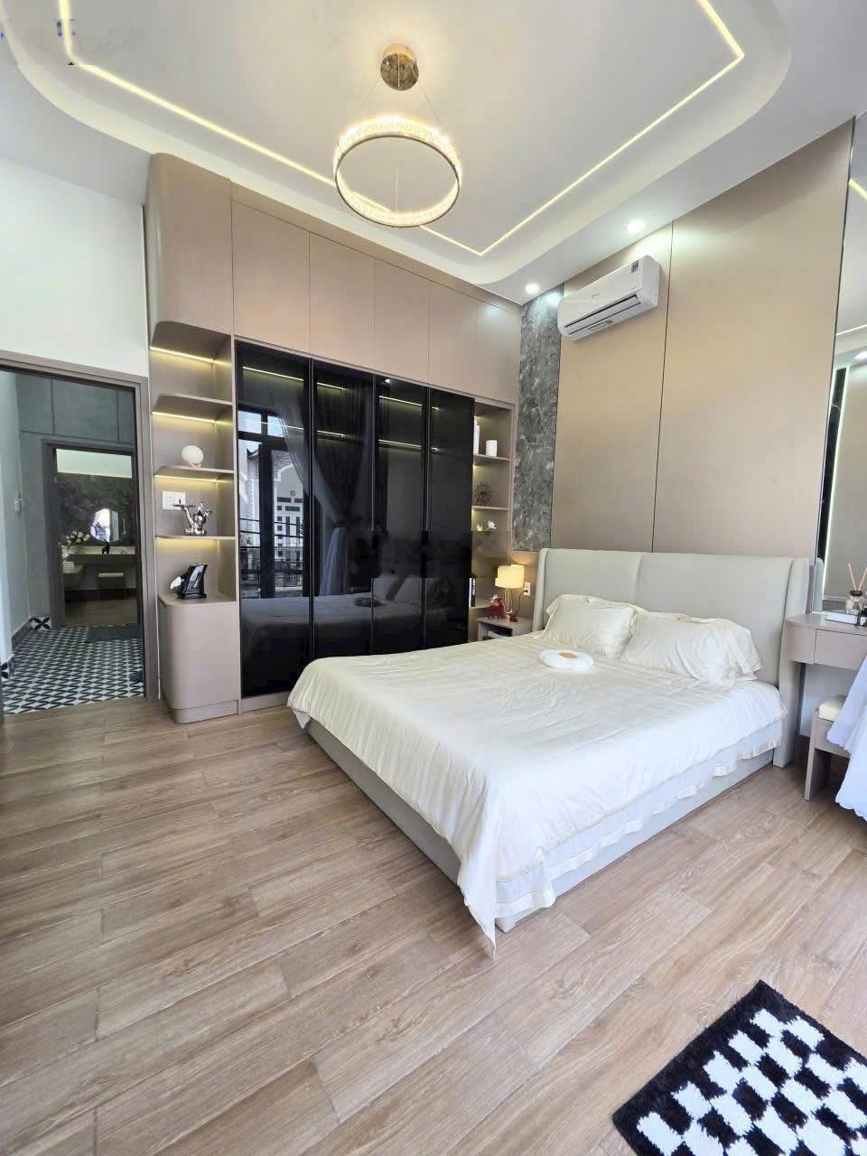 Bán nhà mặt tiền kinh doanh hẻm xe hơi Đào Tông Nguyên, Nhà Bè (hẻm thông)