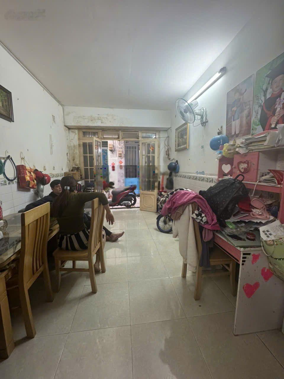 Đ.số 13a- lê văn quới ngay 4 xã giáp tân phú 2 tầng 24m2 công nhận đủ hẻm 3 gác chỉ hơn 2 tỷ