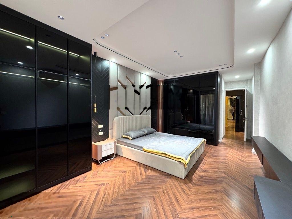 Khương Đình - Ngã Tư Sở, 6 tầng thang máy, ngõ rộng, gần phố, 50m x mặt tiền 4m. Giá 14,6 tỷ