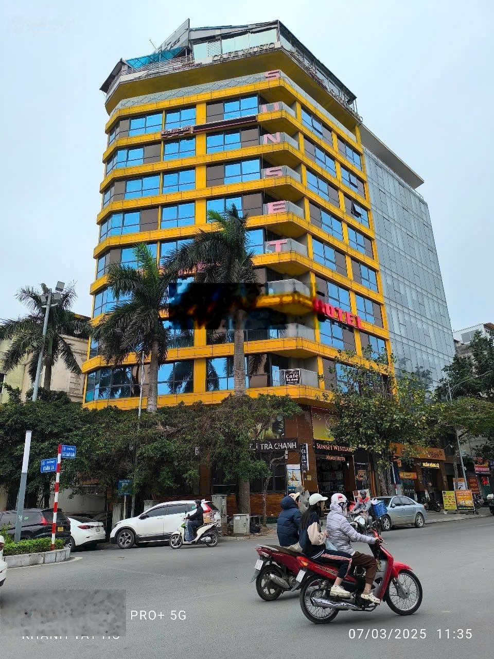 Bán Nhà 4 Tầng Vị Trí Tuyệt Đẹp DT82m2-MT4,6m-Ô Tô Đỗ Cổng-Gần Hồ Tây-phố Xuân La-Tây Hồ.Giá:17.5Tỷ