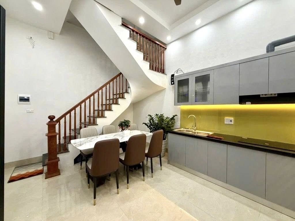 Nhà phố Lò Đúc 30m2, 5 tầng, nhỉnh 7 tỷ