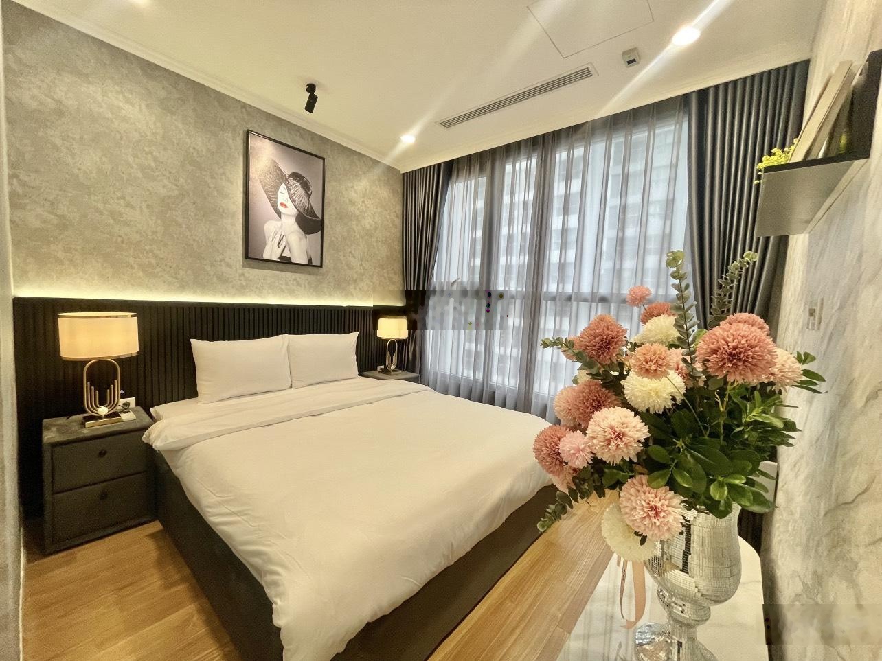 Bán gấp căn 2 ngủ 74m2 sẵn sổ hồng lâu dài, giá thấp nhất thị trường, BC Đông Nam, LH 0968602202