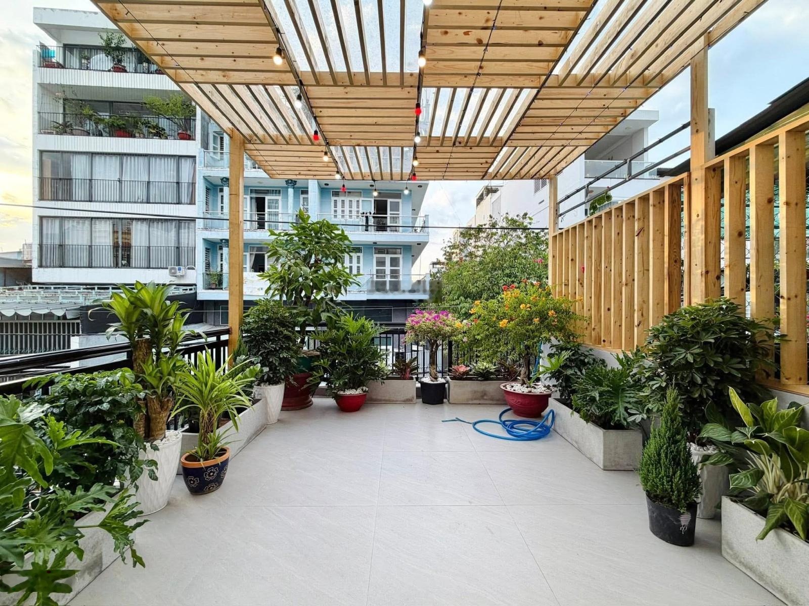 Ngộp ra gấp căn vip Quang Trung, hẻm 10m, ô tô ngủ trong nhà, vị trí đắc địa ngay phường 8 Gò Vấp