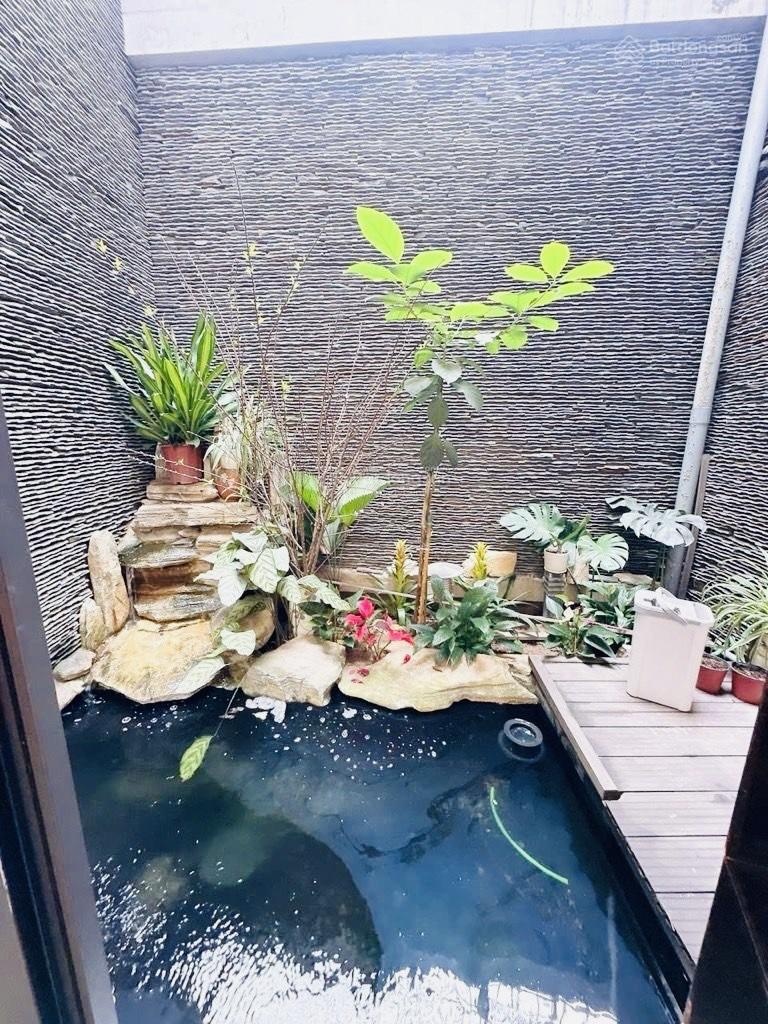 Bán nhà phân lô Thịnh Liệt - vỉa hè - ôtô tránh - thang máy - DT 100m2. Giá bán 26.65 tỷ