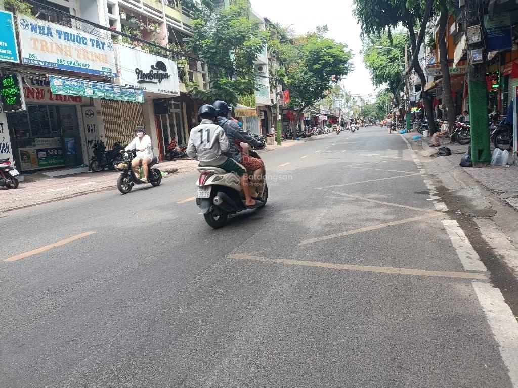 Hàng hiếm mặt tiền Hưng Phú, xe hơi ngủ trong nhà nhỉnh 10 tỷ