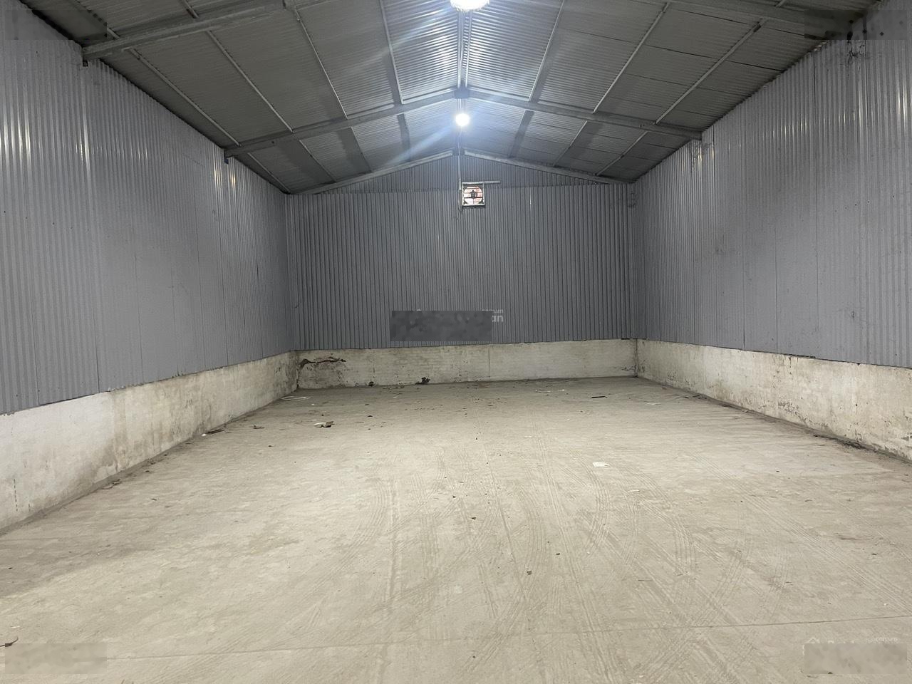 Chính chủ cho thuê kho 400m² tại 56/85 phố Hạ Đình đường ô tô tránh, tiện giao hàng. LH 0904383298