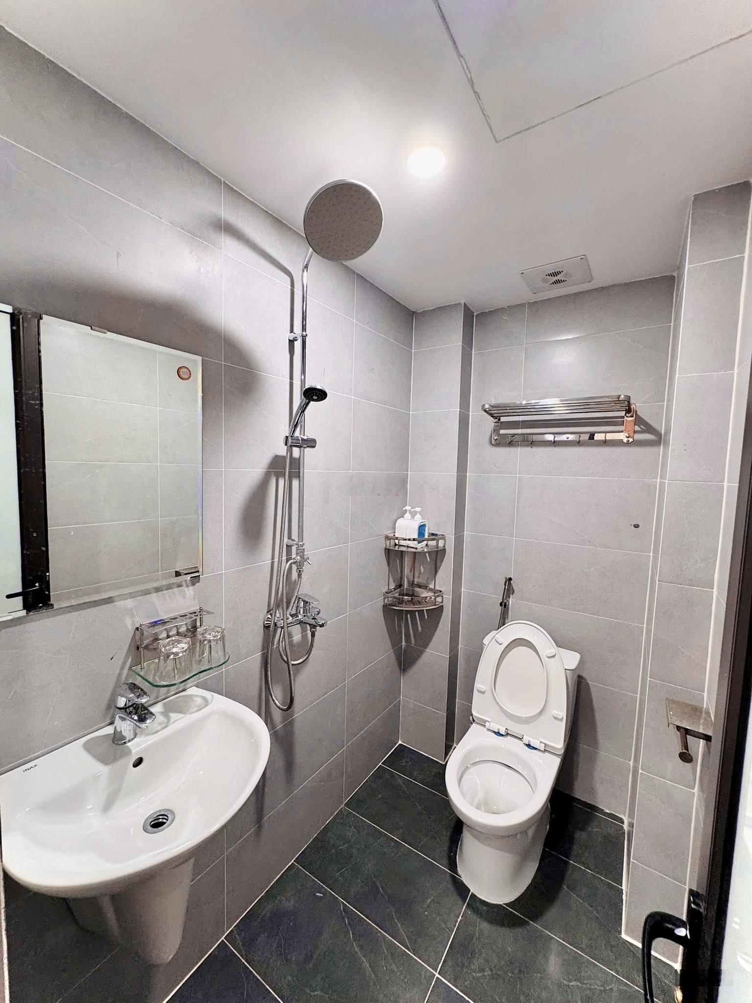 Tòa Apartment phố Xã Đàn, 3 thoáng. 22 phòng 1N1K, DT 200tr/th, MP ô tô tránh, 89m2*9T chỉ 3x tỷ