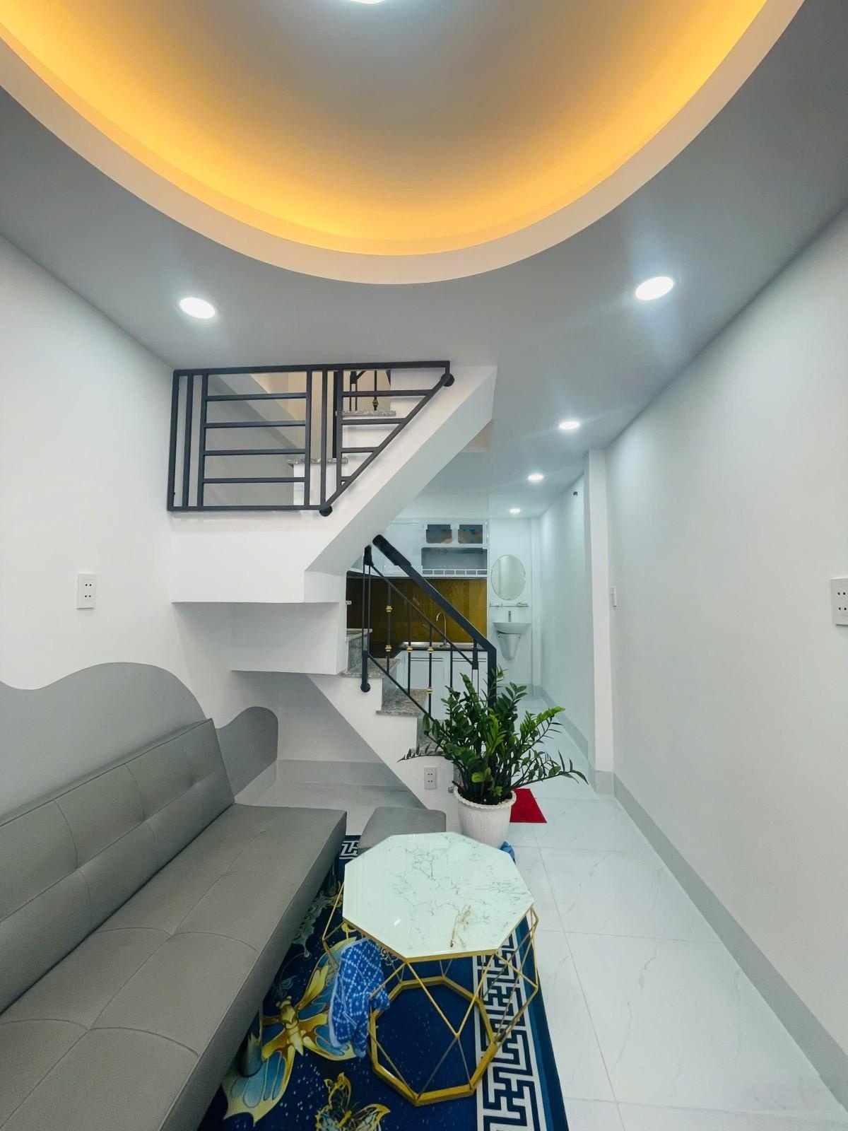 Nhà 3 tầng mới ở ngay - khu Lê Văn Quới,giáp 4 Xã - chỉ 2,65 tỷ